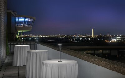 DoubleTree by Hilton Washington DC - Crystal City