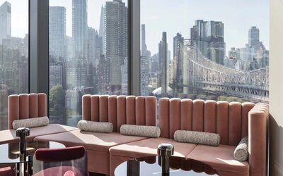 Rooftop restaurant perfect for coworking at Graduate New York.