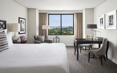 The Ritz-Carlton, Pentagon City