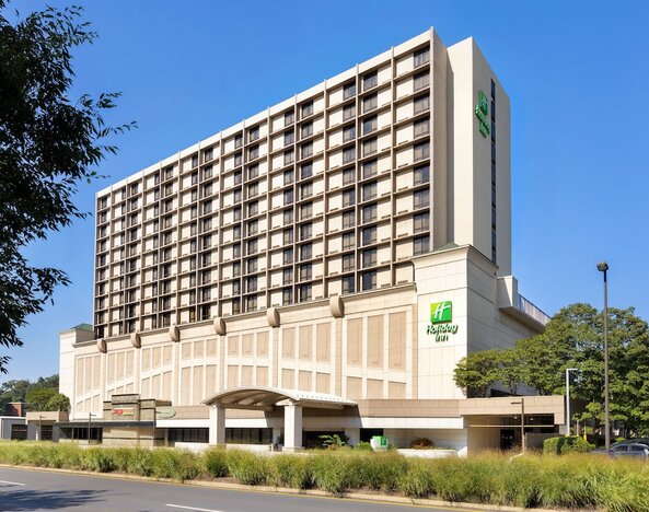 Holiday Inn National Airport/Crystal City by IHG
