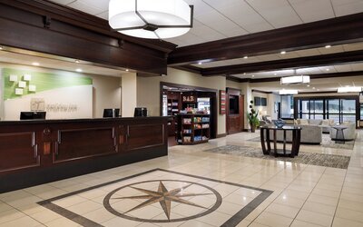 Holiday Inn National Airport/Crystal City by IHG