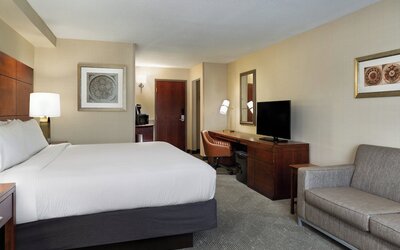 Holiday Inn National Airport/Crystal City by IHG