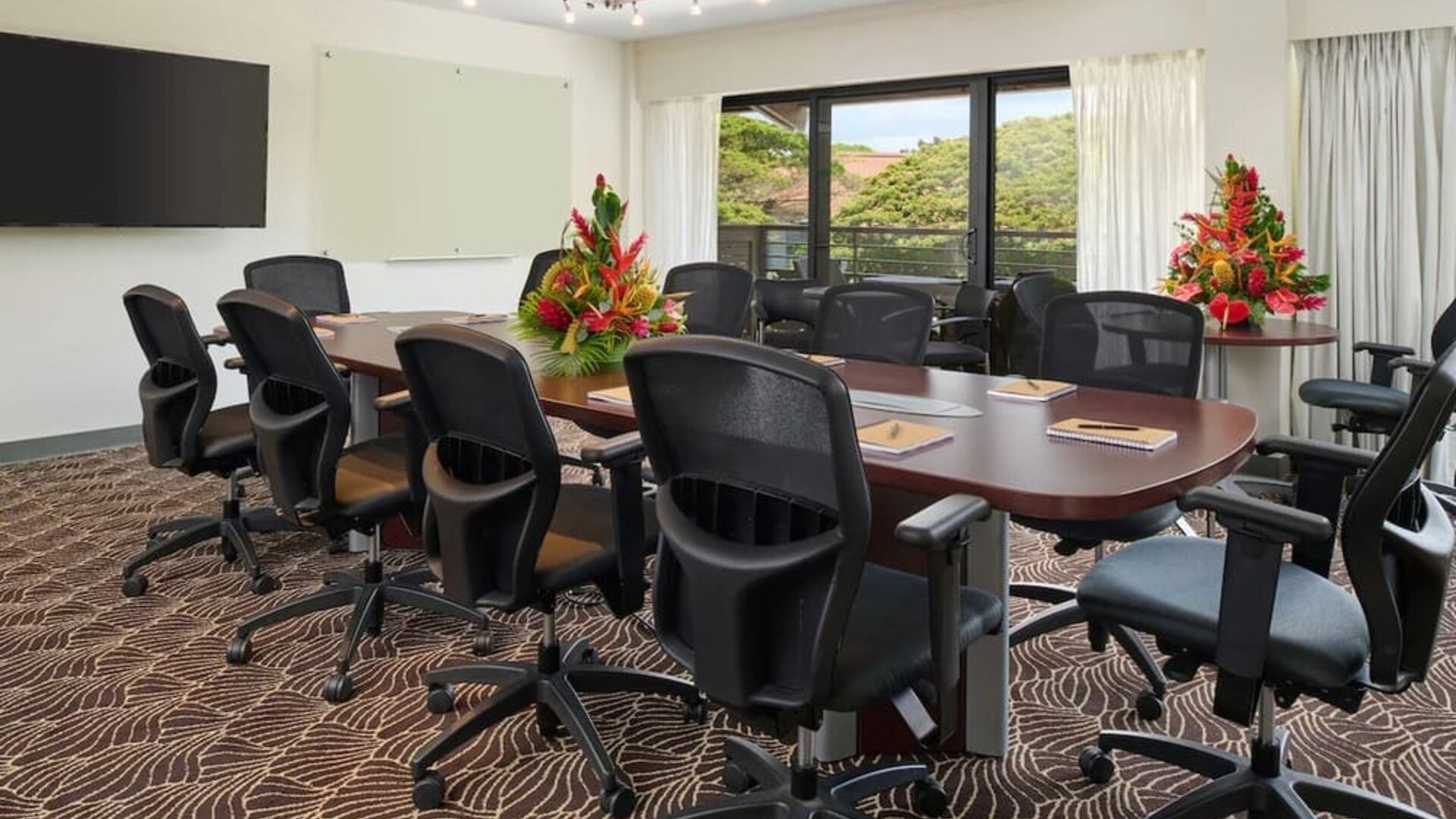 Professional meeting room at Ko'a Kea Resort On Po`ipu Beach.