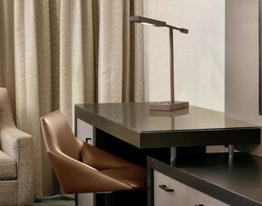 Doubletree by Hilton McLean Tysons