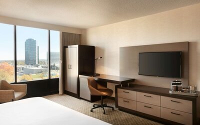 Doubletree by Hilton McLean Tysons