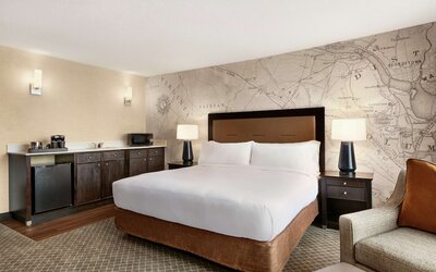 Doubletree by Hilton McLean Tysons