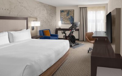 Doubletree by Hilton McLean Tysons