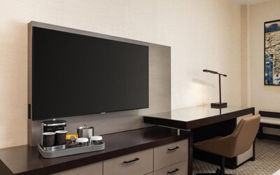 Doubletree by Hilton McLean Tysons