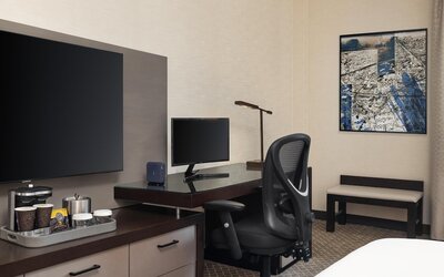 Doubletree by Hilton McLean Tysons