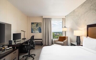 Doubletree by Hilton McLean Tysons