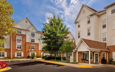 Sonesta Simply Suites Falls Church