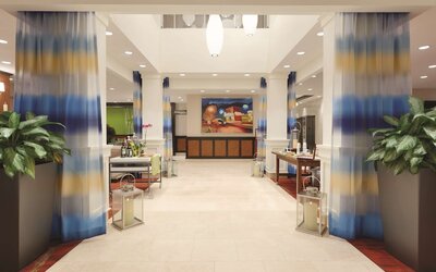 Hilton Garden Inn Falls Church