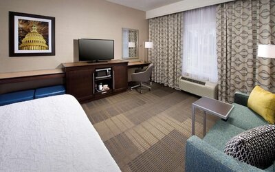 Hilton Garden Inn Falls Church