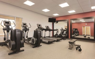 Hilton Garden Inn Falls Church