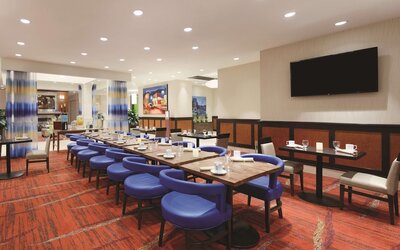 Hilton Garden Inn Falls Church