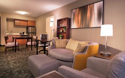 Courtyard by Marriott Tysons McLean