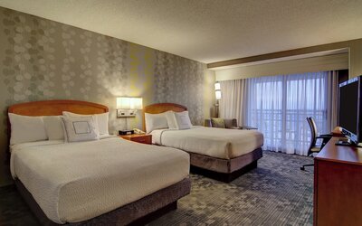 Courtyard by Marriott Tysons McLean