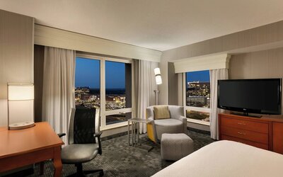 Courtyard by Marriott Tysons McLean
