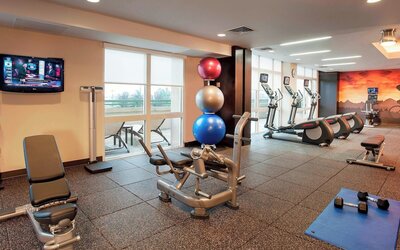 Courtyard by Marriott Tysons McLean