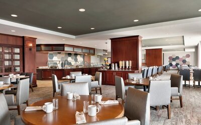 Courtyard by Marriott Tysons McLean