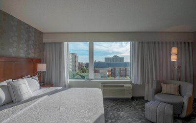 Courtyard by Marriott Bethesda/Chevy Chase
