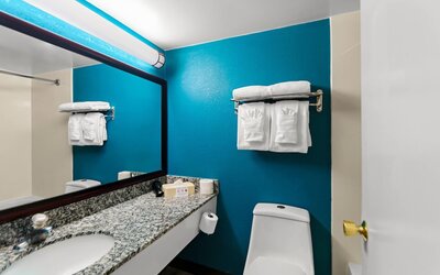 Clarion Inn Falls Church - Arlington
