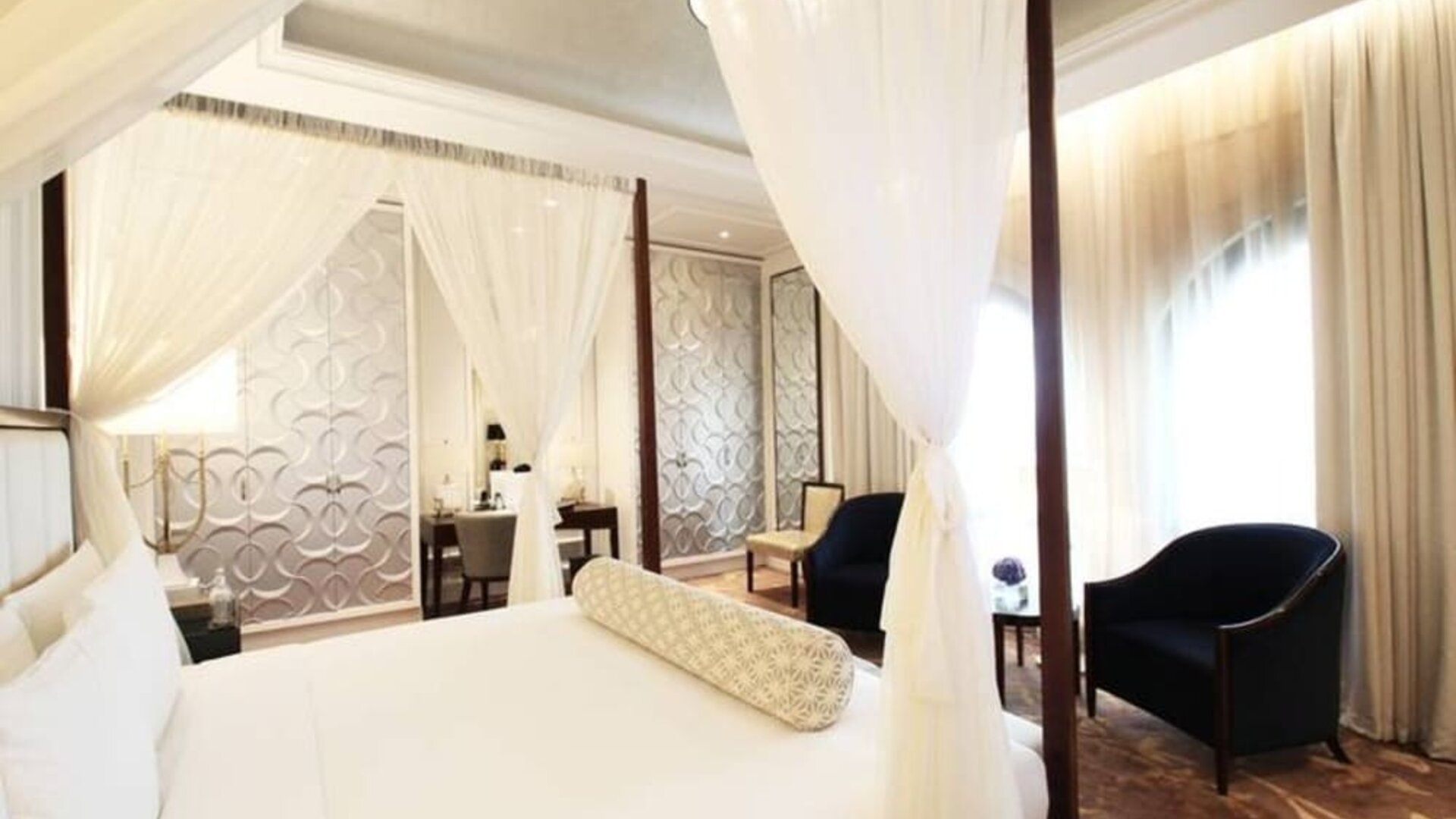 The Hotel Galleria Jeddah, Curio Collection By Hilton