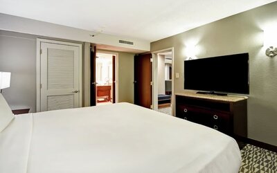 DoubleTree by Hilton Hotel Augusta