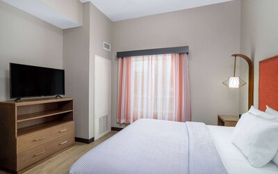 La Quinta Inn & Suites by Wyndham Augusta/Fort Eisenhower