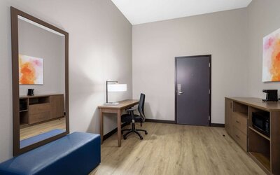 La Quinta Inn & Suites by Wyndham Augusta/Fort Eisenhower