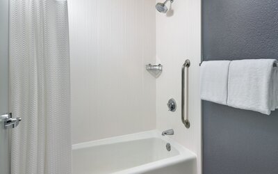 Courtyard By Marriott Augusta