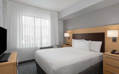 TownePlace Suites by Marriott Denver Airport at Gateway Park