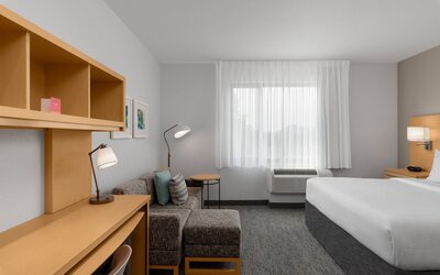 TownePlace Suites by Marriott Denver Airport at Gateway Park