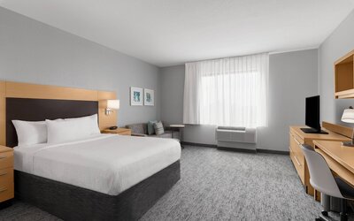 TownePlace Suites by Marriott Denver Airport at Gateway Park