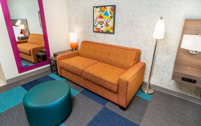Home2 Suites by Hilton Bakersfield