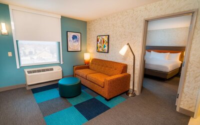 Home2 Suites by Hilton Bakersfield
