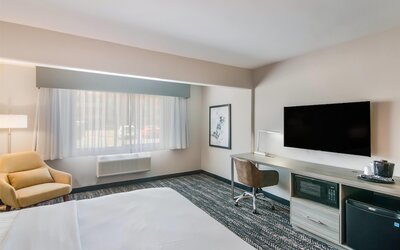 Hourglass Hotel, Trademark Collection by Wyndham