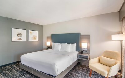 Hourglass Hotel, Trademark Collection by Wyndham