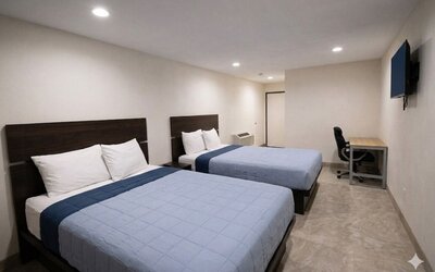Super 8 by Wyndham Bakersfield CA Near Airport