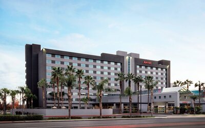 Bakersfield Marriott at the Convention Center