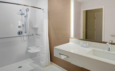 Fairfield Inn & Suites by Marriott Bakersfield North/Airport