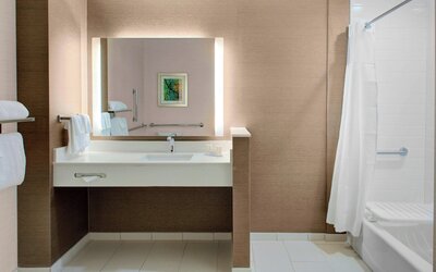 Fairfield Inn & Suites by Marriott Bakersfield North/Airport