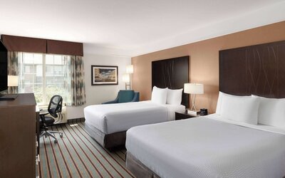 La Quinta Inn & Suites by Wyndham Bakersfield North