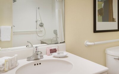 Residence Inn by Marriott Bakersfield