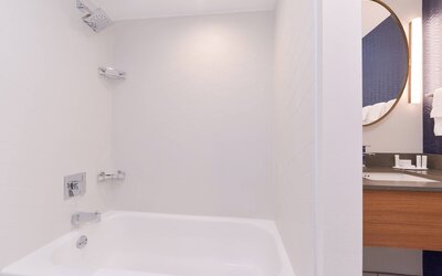 Fairfield Inn & Suites by Marriott Bakersfield Central