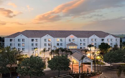 Hilton Garden Inn Bakersfield