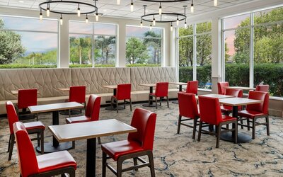 Hilton Garden Inn Bakersfield