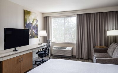 Hilton Garden Inn Bakersfield