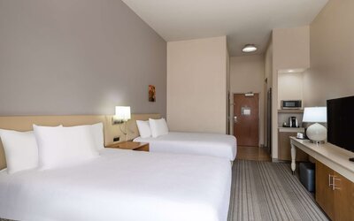 Hilton Garden Inn Bakersfield