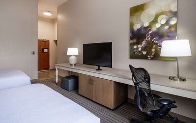 Hilton Garden Inn Bakersfield